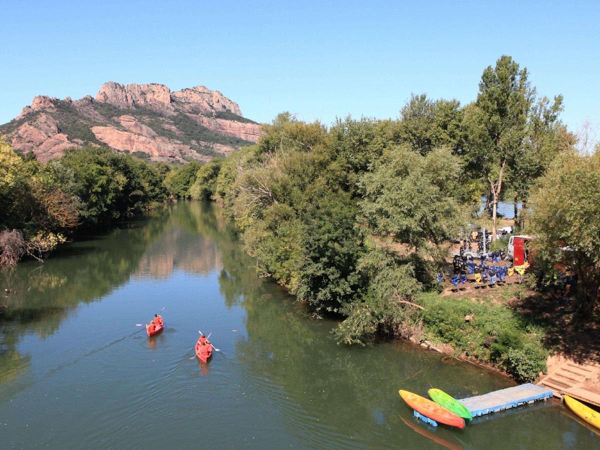 Hotelf1 Frejus Roquebrune Sur Argens Exterior photo